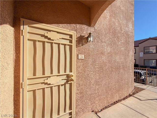 9580 West Reno Avenue 124, Las Vegas, NV 89148
