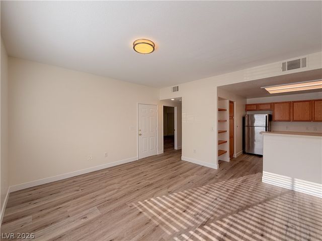 9580 West Reno Avenue 124, Las Vegas, NV 89148