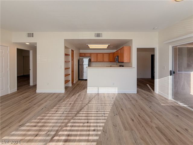 9580 West Reno Avenue 124, Las Vegas, NV 89148
