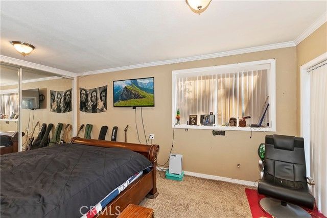 24288 Zurich Drive, Crestline, CA 92325