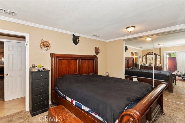 24288 Zurich Drive, Crestline, CA 92325