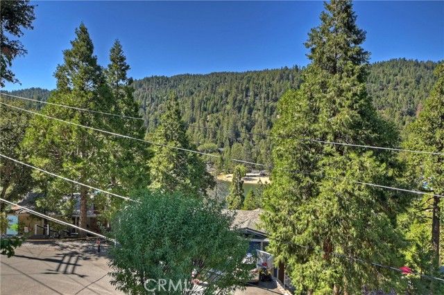 24288 Zurich Drive, Crestline, CA 92325