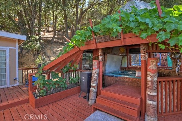 24288 Zurich Drive, Crestline, CA 92325