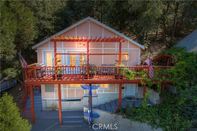 24288 Zurich Drive, Crestline, CA 92325