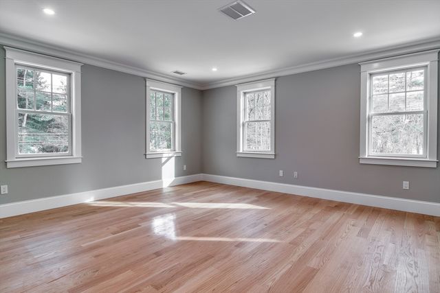 93 Walpole Street, Dover, MA 02030