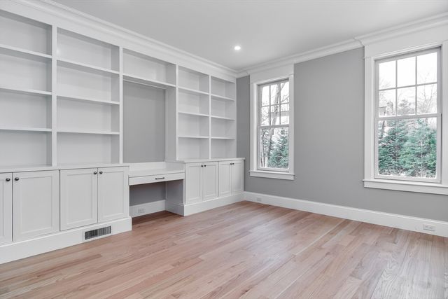 93 Walpole Street, Dover, MA 02030