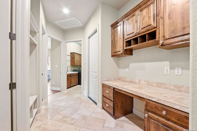 8415 WILD WIND PARK, Garden Ridge, TX 78266
