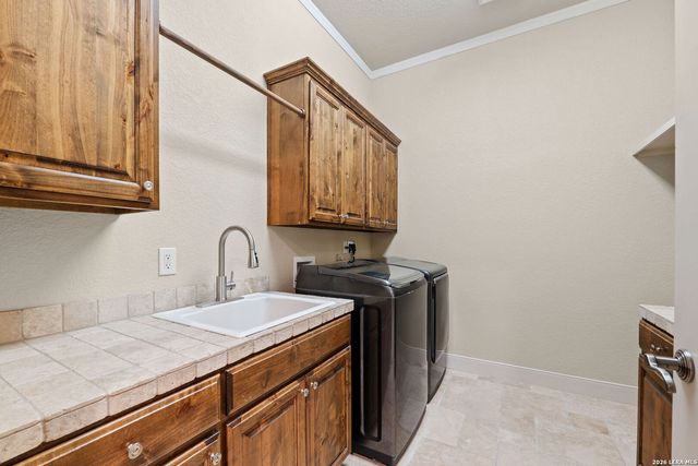 8415 WILD WIND PARK, Garden Ridge, TX 78266