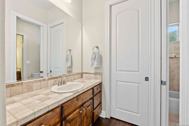 8415 WILD WIND PARK, Garden Ridge, TX 78266