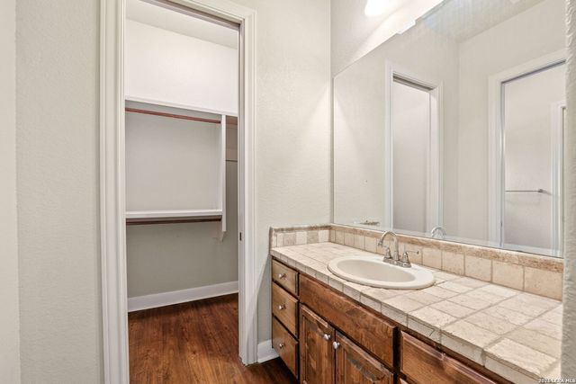 8415 WILD WIND PARK, Garden Ridge, TX 78266