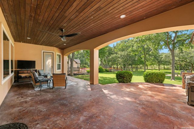 8415 WILD WIND PARK, Garden Ridge, TX 78266