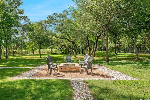8415 WILD WIND PARK, Garden Ridge, TX 78266