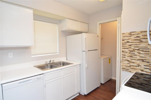 8630 MALLARD RESERVE DRIVE 205, Tampa, FL 33614