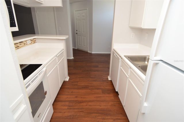 8630 MALLARD RESERVE DRIVE 205, Tampa, FL 33614