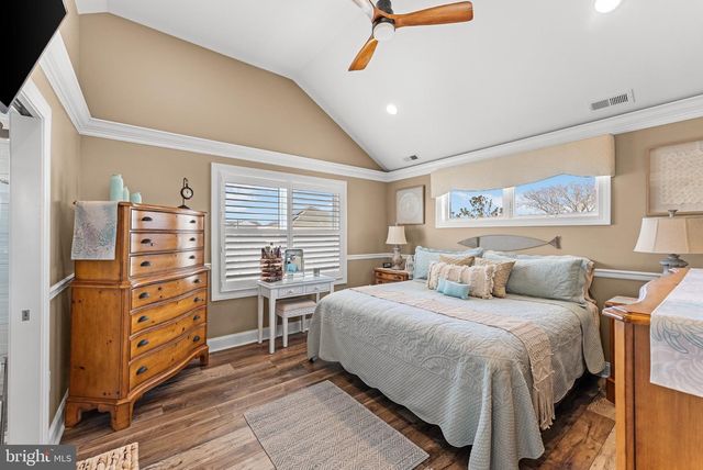 112 W WISTERIA RD, Wildwood, NJ 08260