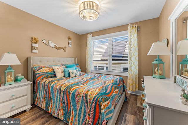 112 W WISTERIA RD, Wildwood, NJ 08260