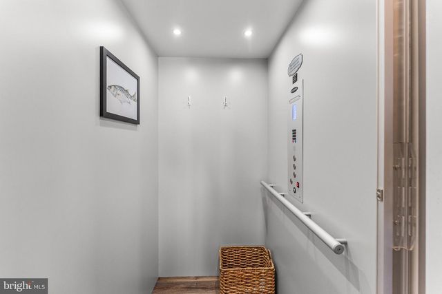 112 W WISTERIA RD, Wildwood, NJ 08260