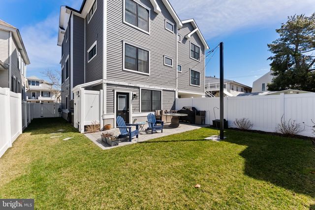 112 W WISTERIA RD, Wildwood, NJ 08260