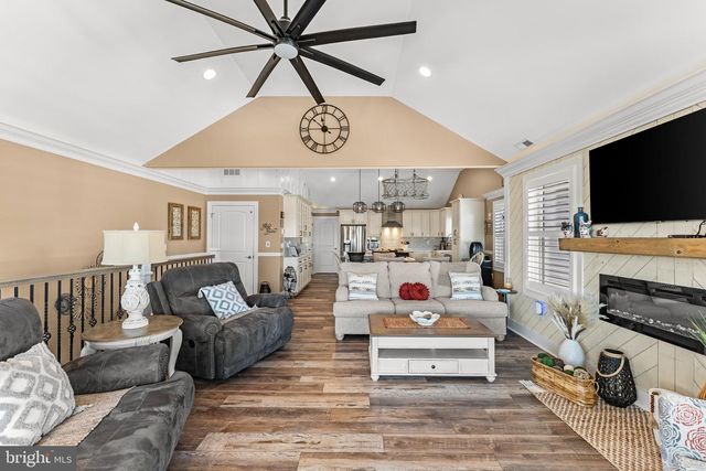 112 W WISTERIA RD, Wildwood, NJ 08260