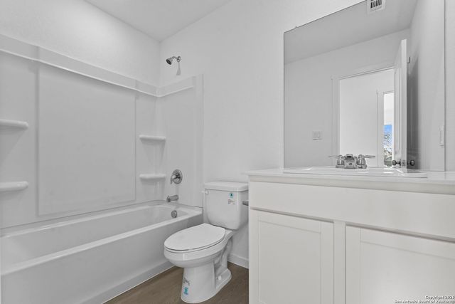 108 Ellendale Place, Fredericksburg, TX 78624