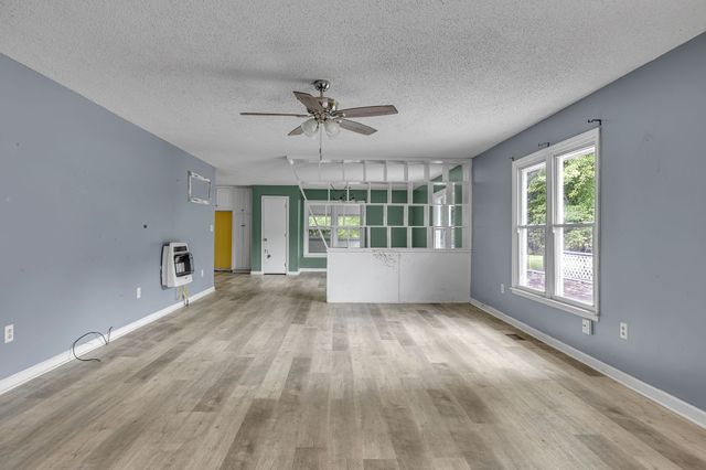 21 Prospect Rd, Fayetteville, TN 37334