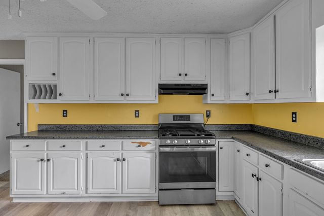 21 Prospect Rd, Fayetteville, TN 37334
