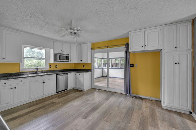 21 Prospect Rd, Fayetteville, TN 37334