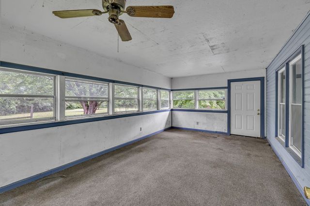 21 Prospect Rd, Fayetteville, TN 37334