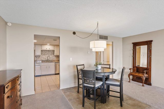 1311 S Westcliff Pl, Spokane, WA 99224