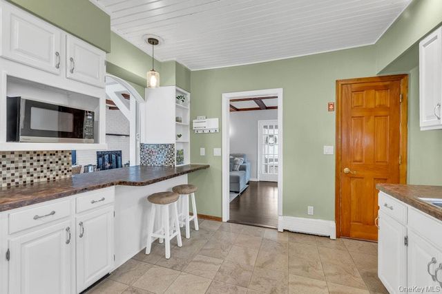 77 Rollstone Avenue, West Sayville, NY 11796