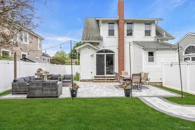 77 Rollstone Avenue, West Sayville, NY 11796