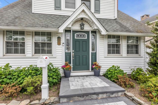 77 Rollstone Avenue, West Sayville, NY 11796