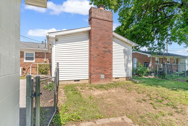 118 Georgia Street, Versailles, KY 40383