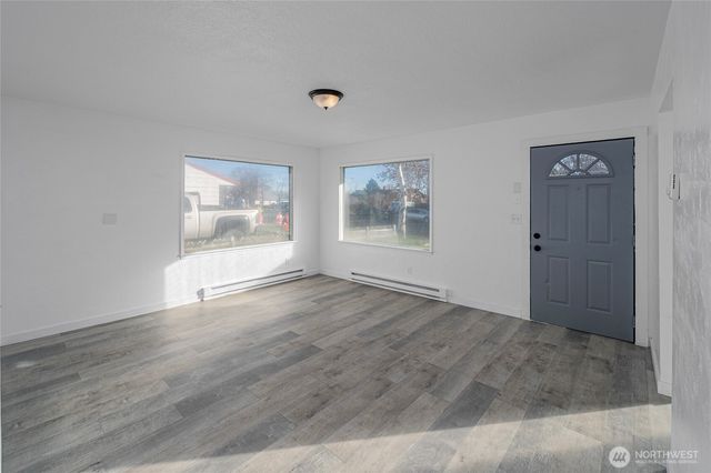 1820 W Lakeside Drive, Moses Lake, WA 98837