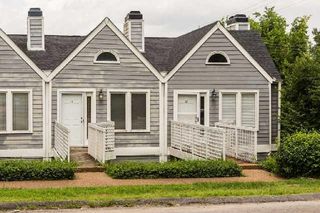 3204 W End Cir Apt 11, Nashville, TN 37203