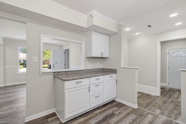 341 Malden LN, Newport News, VA 23602