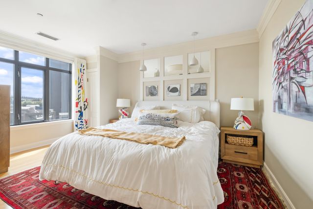 75 Clarendon St 602, Boston, MA 02116
