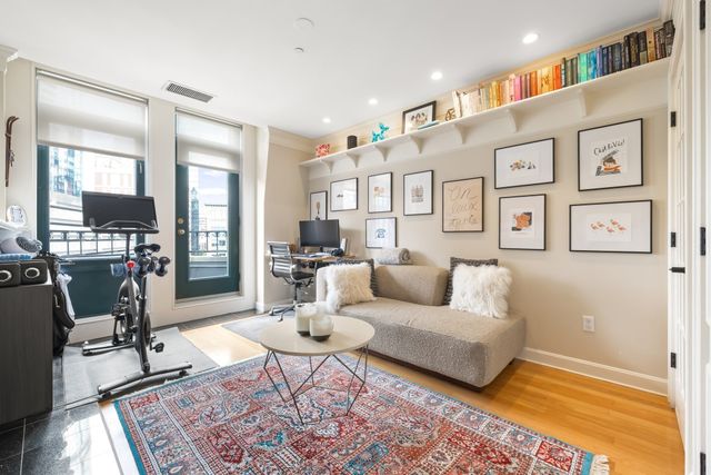 75 Clarendon St 602, Boston, MA 02116