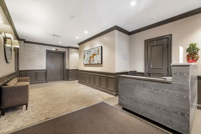 75 Clarendon St 602, Boston, MA 02116