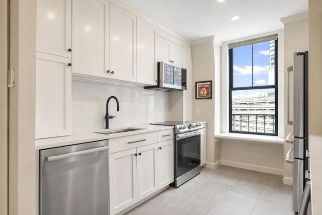 75 Clarendon St 602, Boston, MA 02116