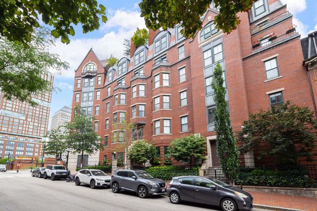 75 Clarendon St 602, Boston, MA 02116