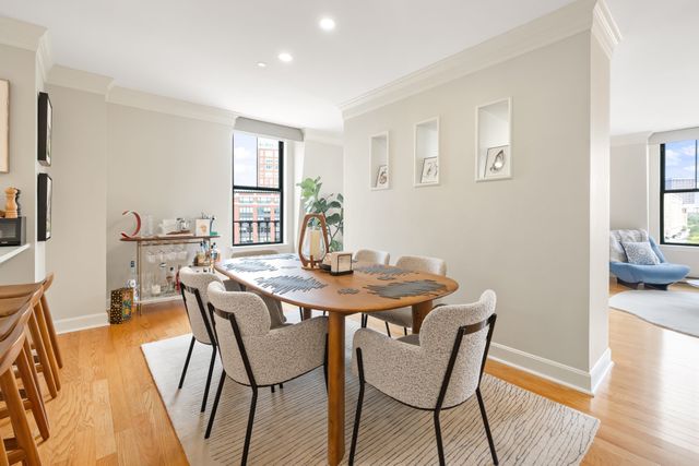 75 Clarendon St 602, Boston, MA 02116