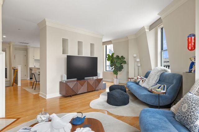 75 Clarendon St 602, Boston, MA 02116