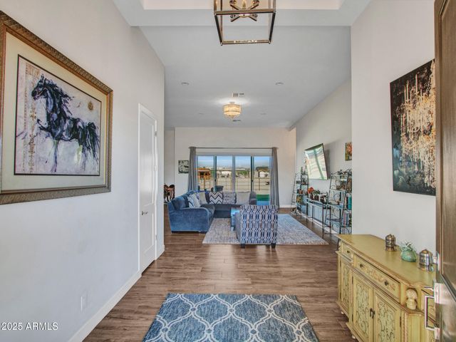 508 E GALVIN Street, Phoenix, AZ 85086