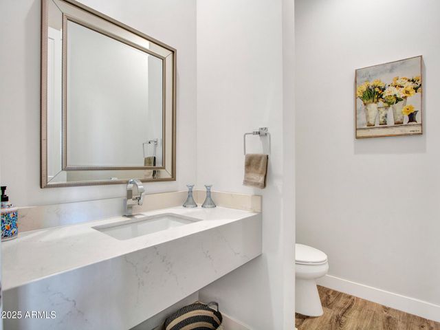 508 E GALVIN Street, Phoenix, AZ 85086