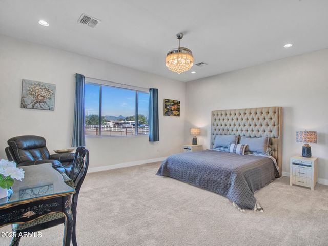 508 E GALVIN Street, Phoenix, AZ 85086