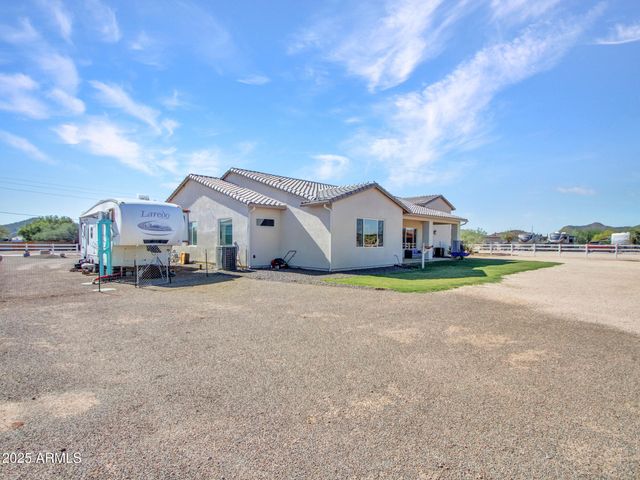 508 E GALVIN Street, Phoenix, AZ 85086