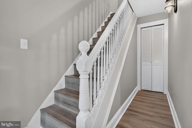 26 KOSSMAN ST, East Brunswick, NJ 08816