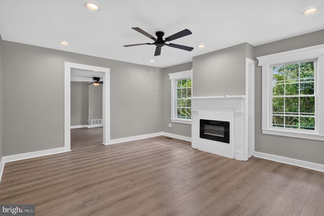 26 KOSSMAN ST, East Brunswick, NJ 08816