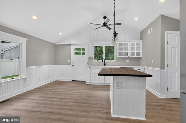 26 KOSSMAN ST, East Brunswick, NJ 08816